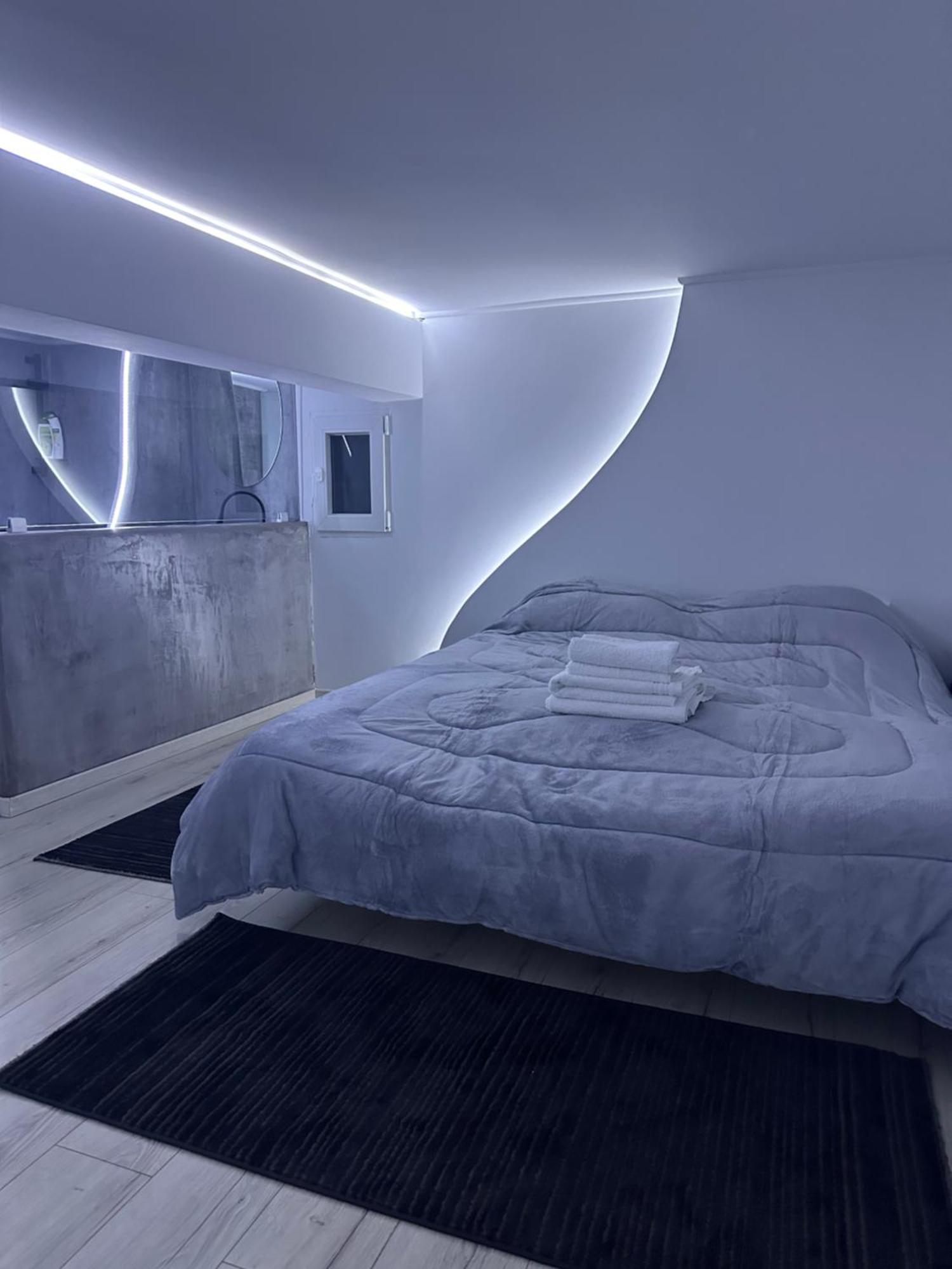 Raphael'S Suites Skg 塞萨洛尼基 外观 照片